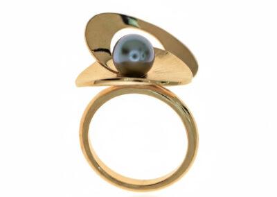 Bague-Altair-Vermeil-24k-perle-de-Tahiti-Fond-blanc-Sanguti-Paris