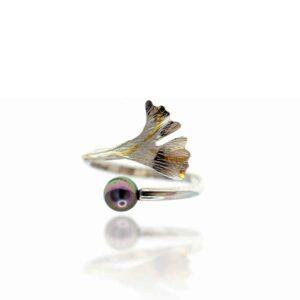 Bague-petite-ginkgo-keum-boo-perle-grise