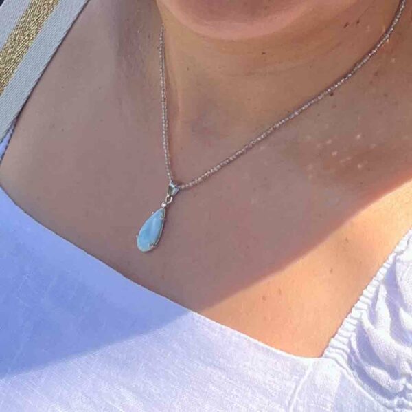 Collier-Labradorite facettee-Pendentif-Larimar Collier-Labradorite facettee-Pendentif-Larimar