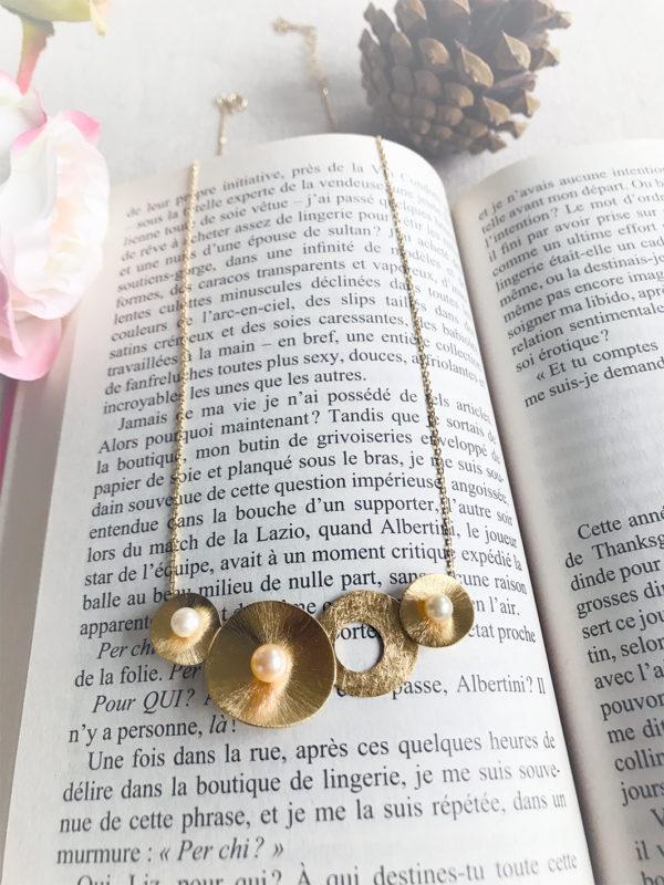 Collier-Resonances-en-perles-de-culture-vermeil-18K
