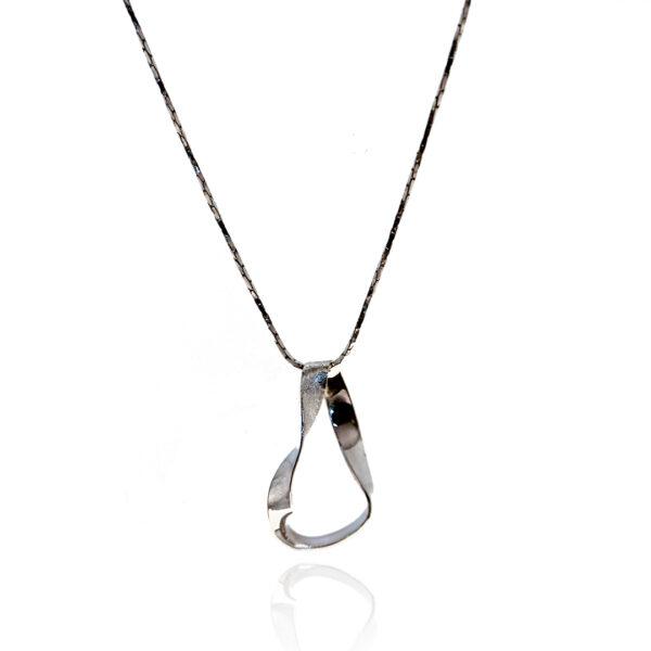 Pendentif-amour-infini-argent-recycle--Petit-modele-Fond-blanc-Sanguti-Paris