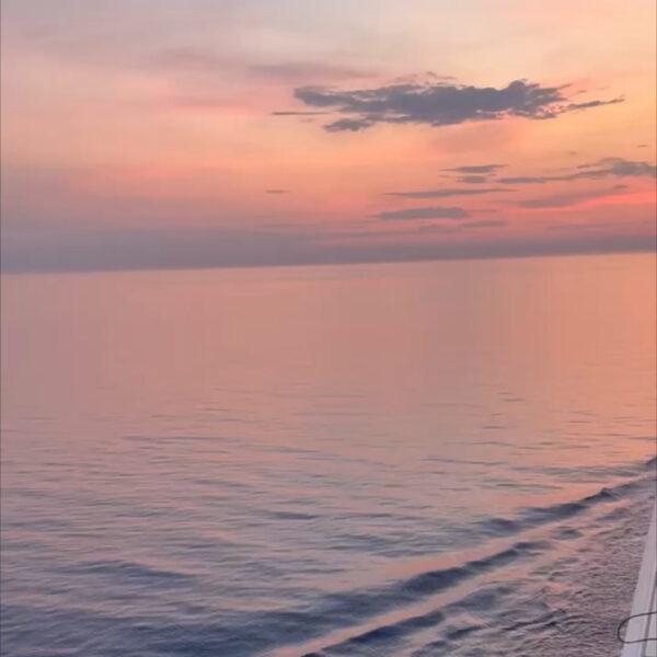 Sunshine-ocean Eclats de rosee-Sanguti Paris Sunshine-ocean Eclats de rosee-Sanguti Paris